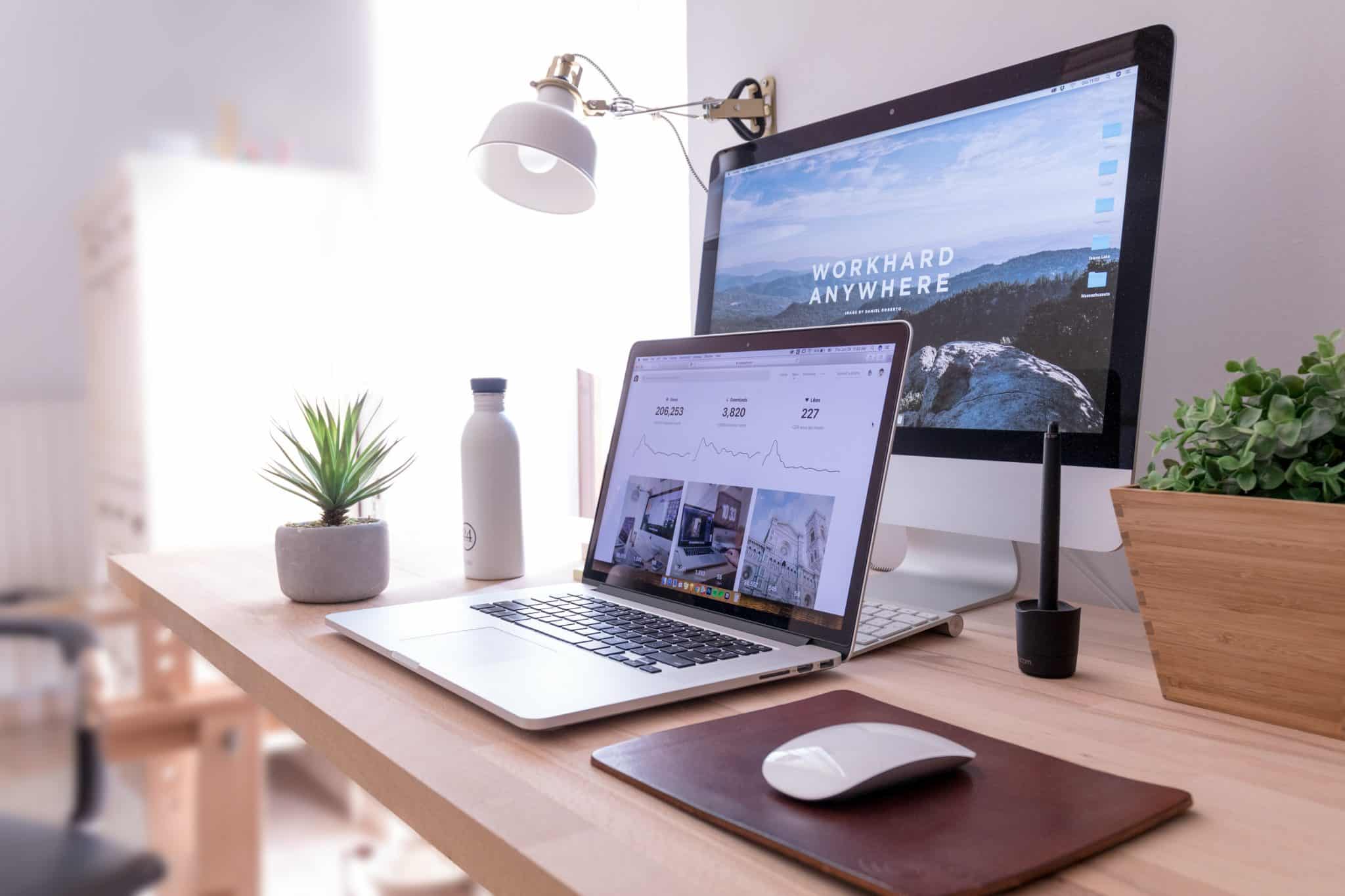 nice desk setup